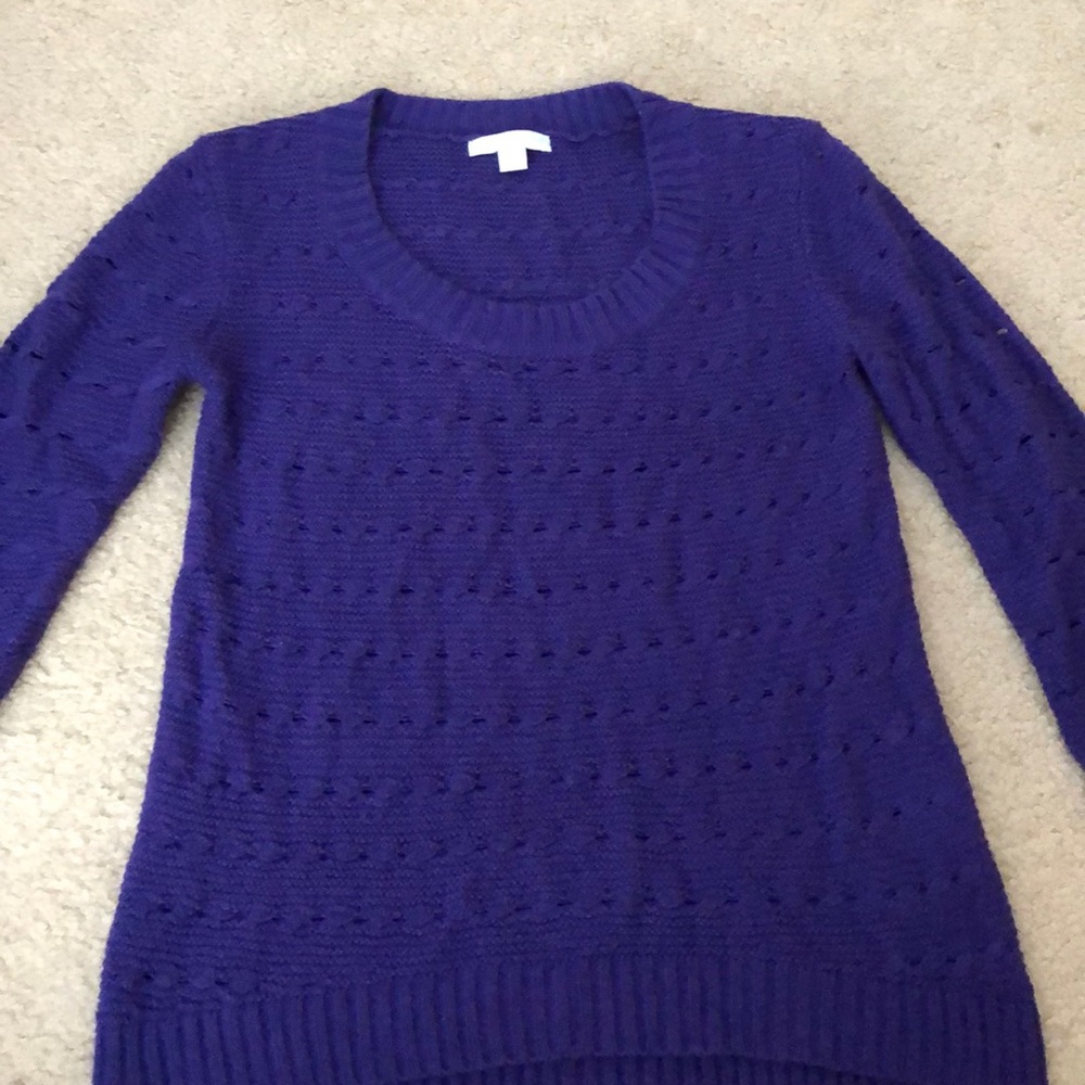 Thin sweater